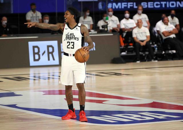 出战32分 出战32分