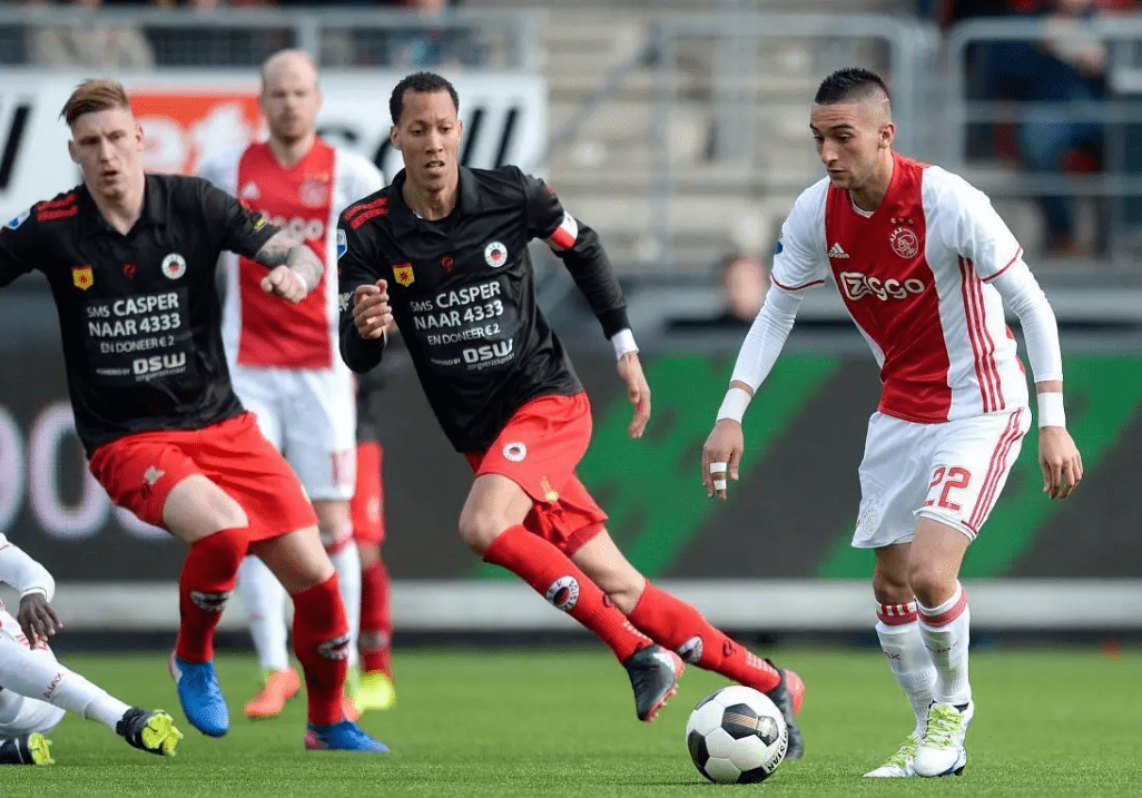 球队手里 球队手里