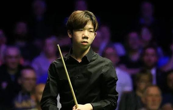 挥他的影响 挥他的影响